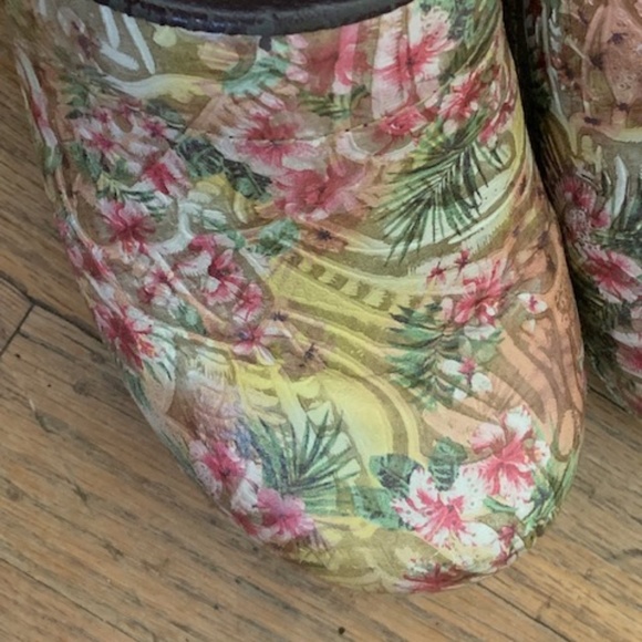 Dansko Flower print clogs - Picture 2 of 5